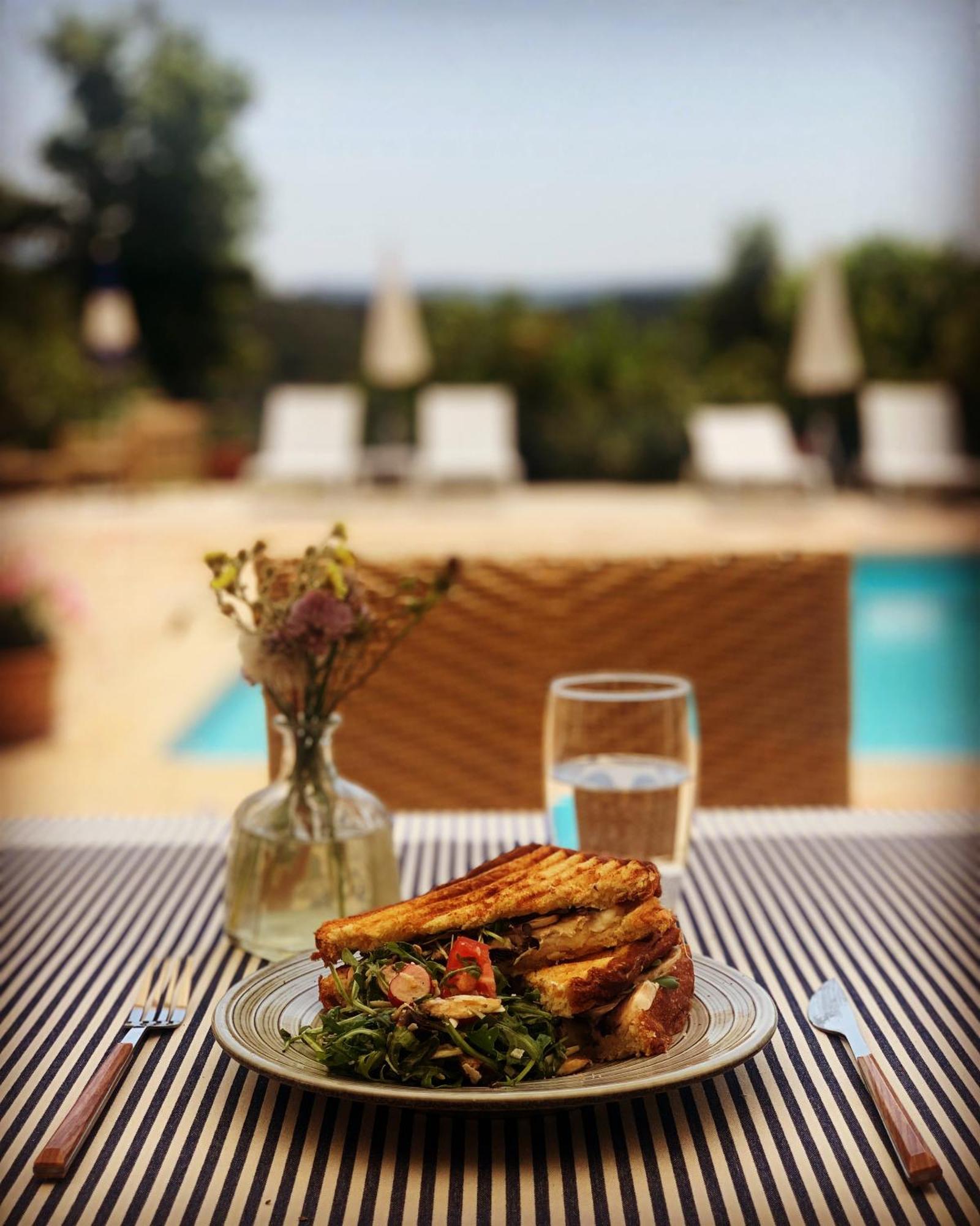 Hotel La Boulangerie Grimaud Bagian luar foto