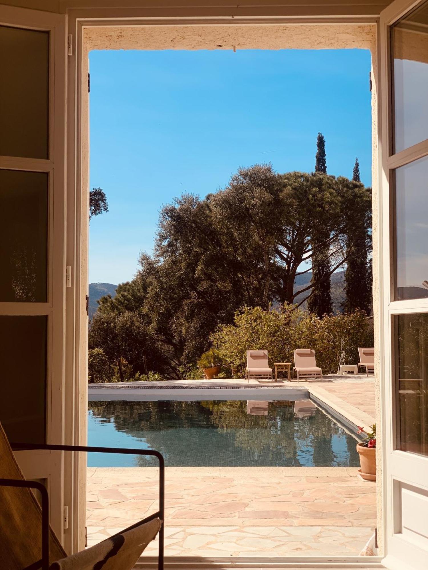 Hotel La Boulangerie Grimaud Ruang foto
