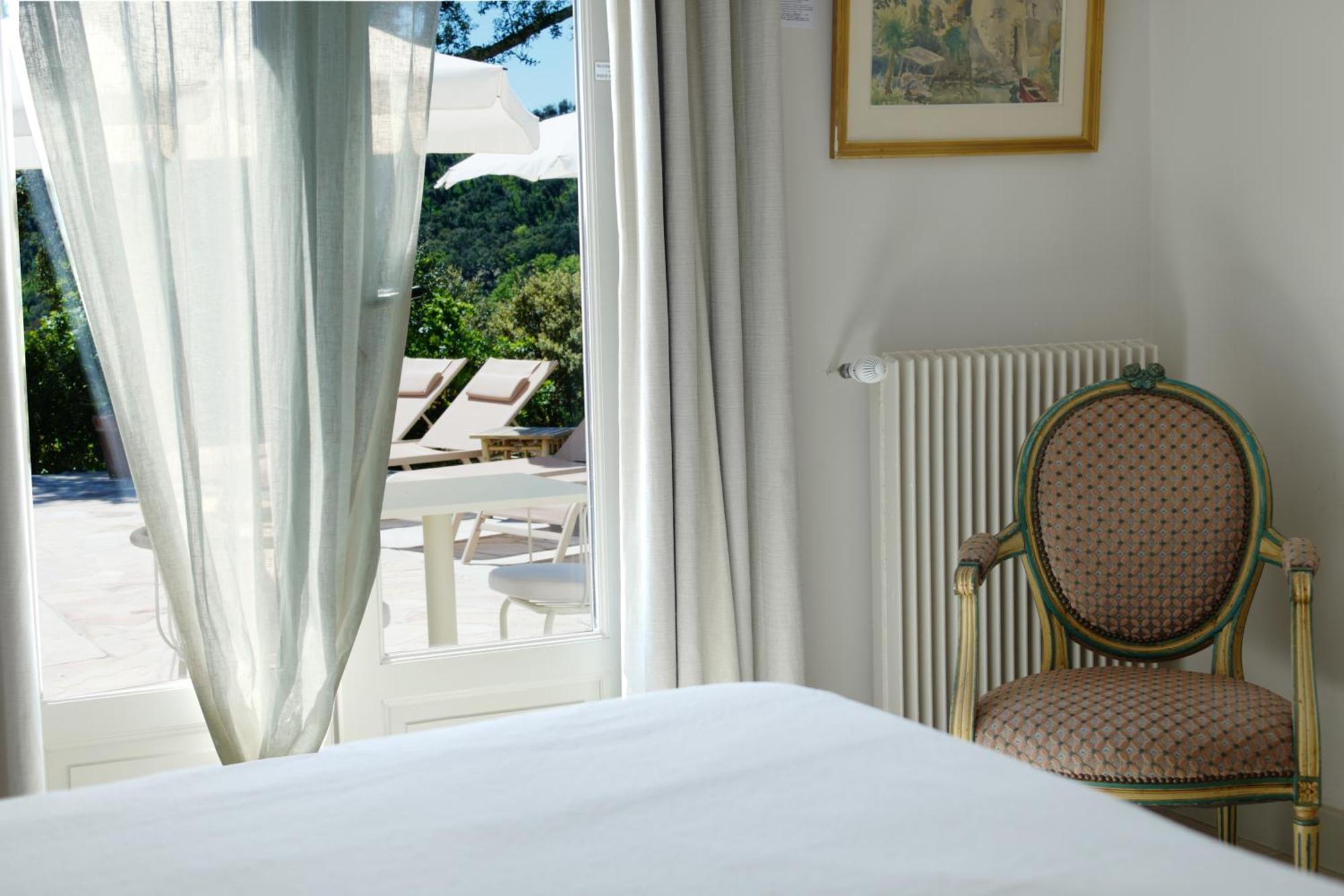 Hotel La Boulangerie Grimaud Bagian luar foto