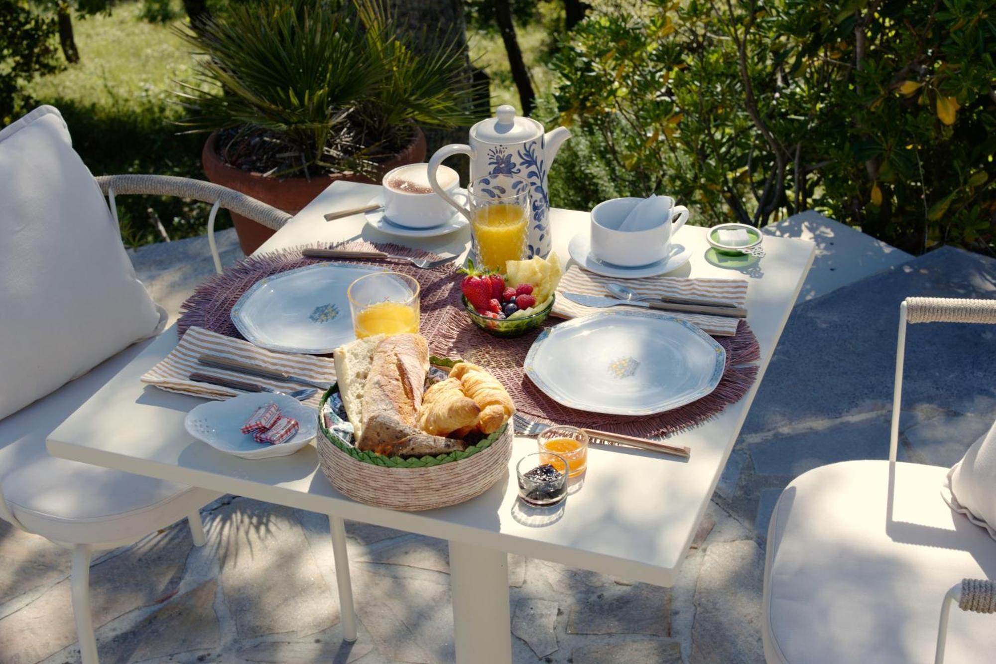 Hotel La Boulangerie Grimaud Bagian luar foto