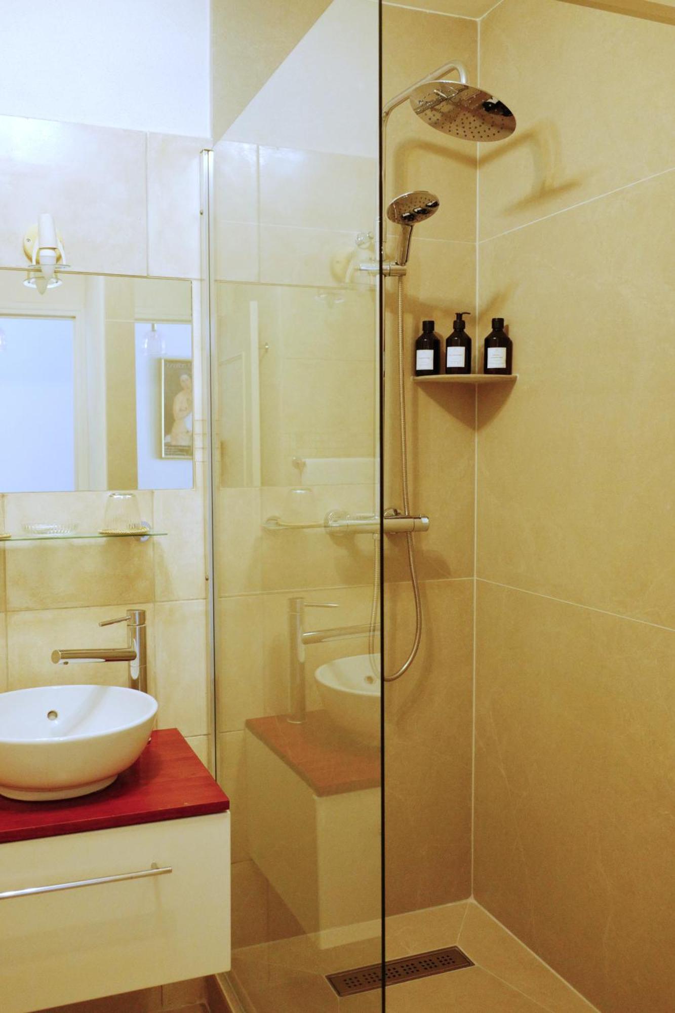 Hotel La Boulangerie Grimaud Bagian luar foto